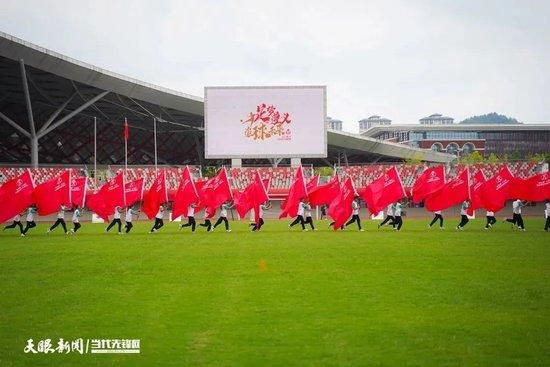 图赫尔说道：“是的，凯恩对于在老特拉福德踢比赛充满了渴望。